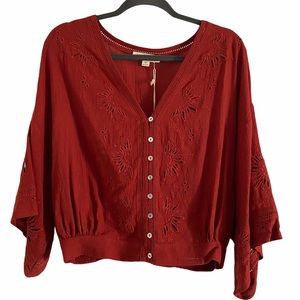 LOVESTITCH Elija Eyelet Bell Sleeve V-neck Top M